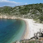 Apartmán With Wifi Vrbnik, Krk - 15721 *